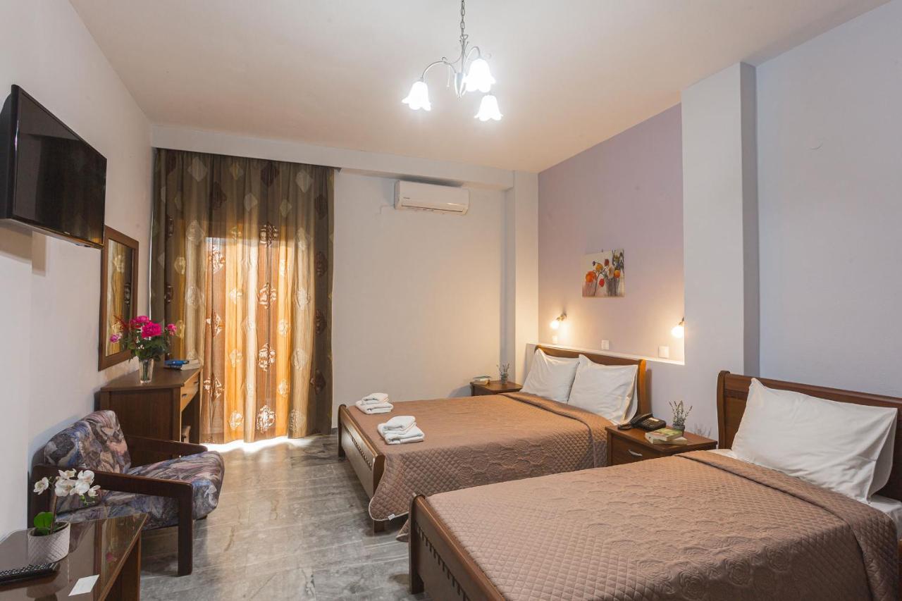 Remvi Hotel - Apartments Stoúpa Oda fotoğraf