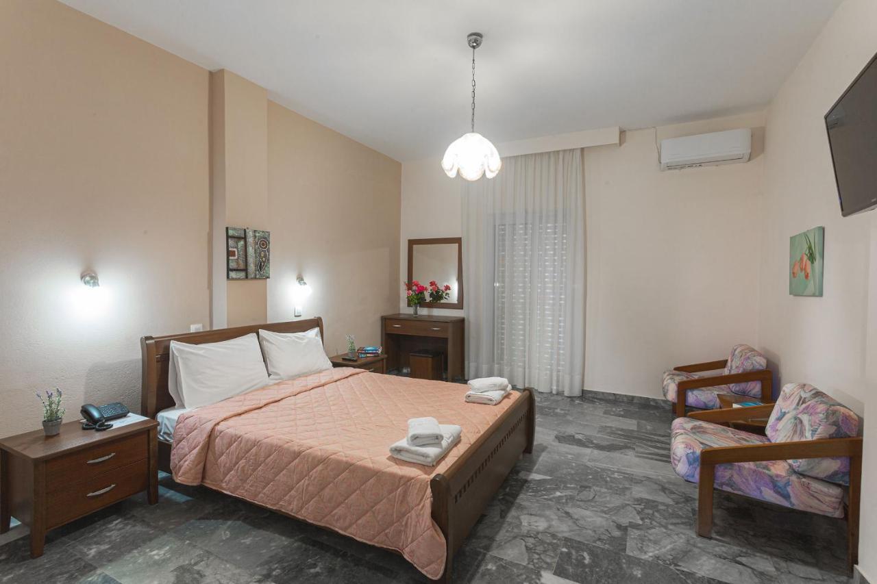 Remvi Hotel - Apartments Stoúpa Oda fotoğraf