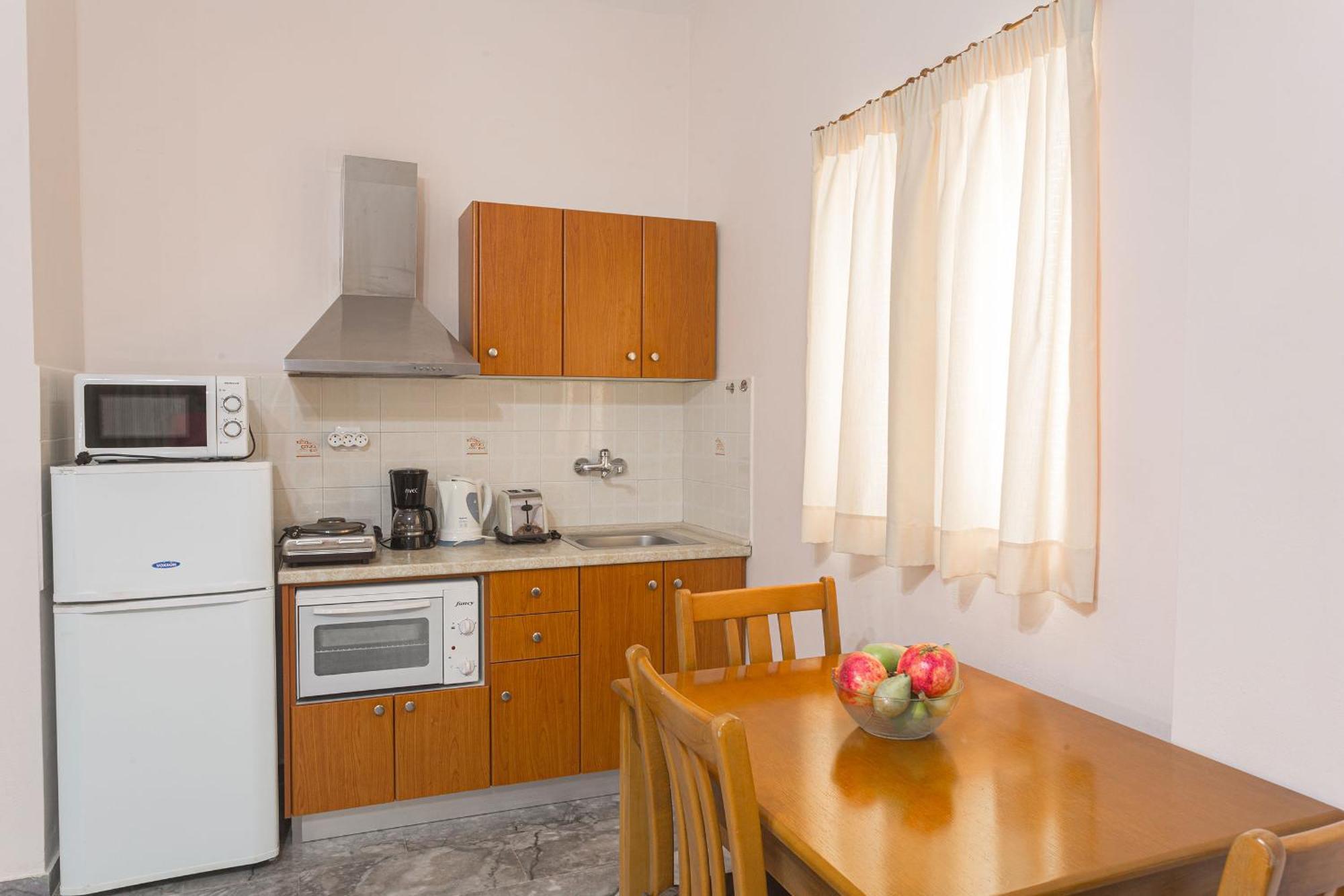 Remvi Hotel - Apartments Stoúpa Dış mekan fotoğraf