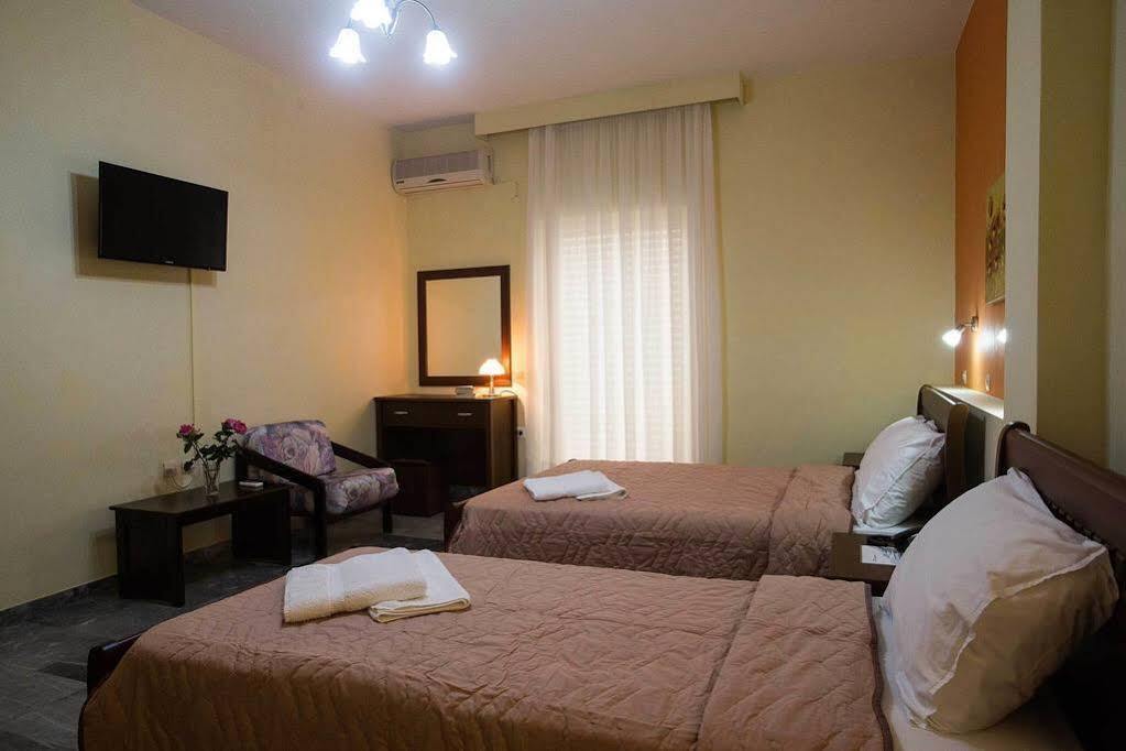 Remvi Hotel - Apartments Stoúpa Dış mekan fotoğraf